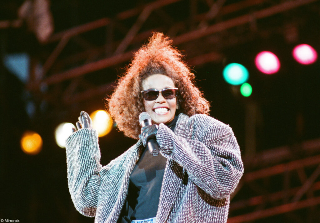 ホイットニー・ヒューストン：「私の歌声は神が与えてくれた贈り物なの」(前編) セレブリティーライフスタイル「OK!」マガジンの日本公式WEBマガジン「OK!JAPAN」