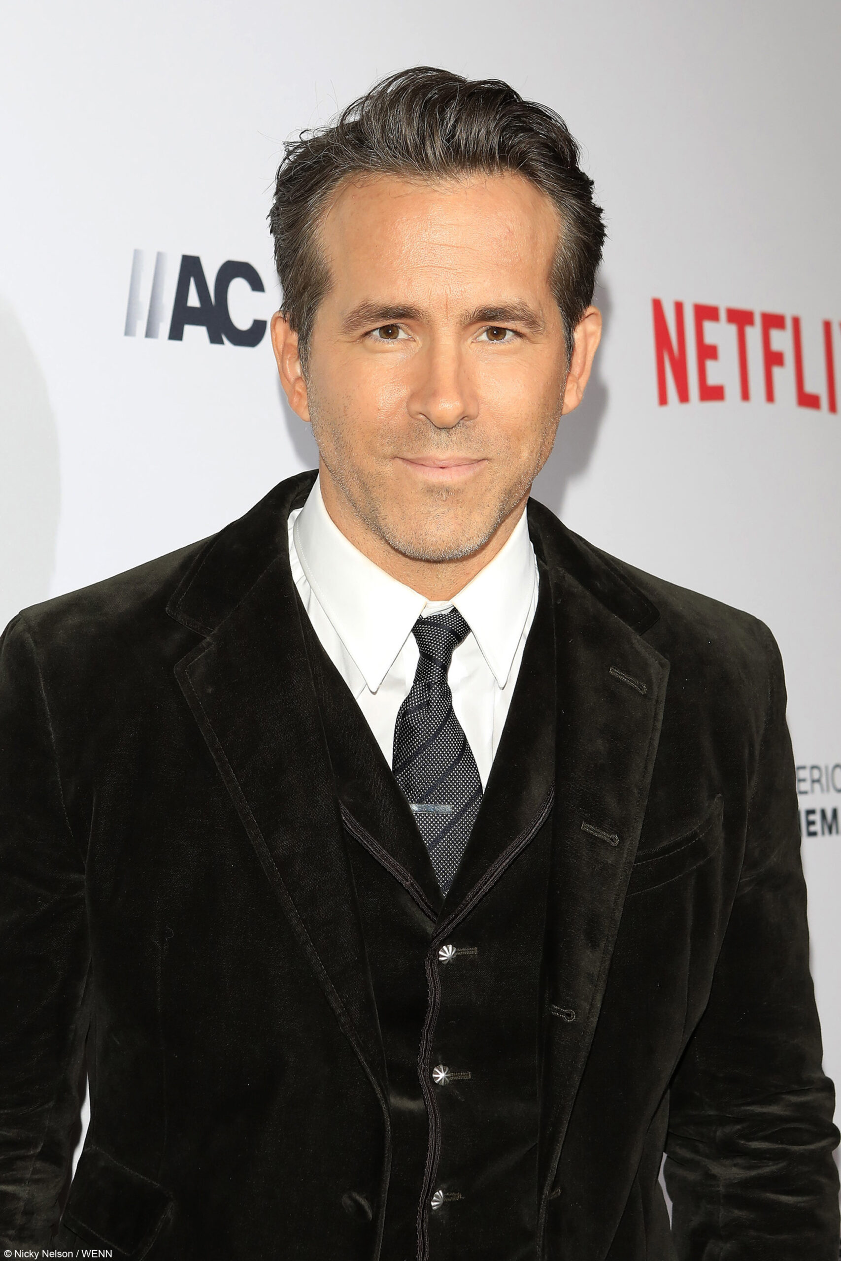 OKJRyanReynolds2_1