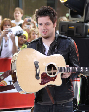 Lee Dewyze1.jpg