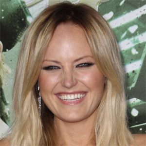 Malin Akerman3.jpg