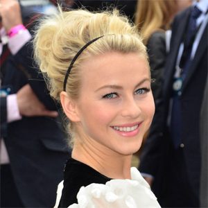 4_Julianne Hough1.jpg