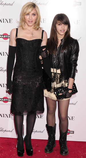 Madonna-Lourdes-Leon1.jpg