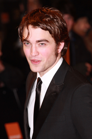 ROBERT-PATTINSON1.jpg