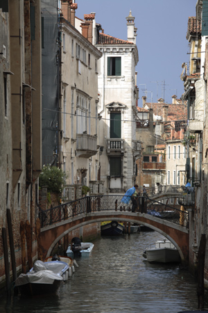 Canal-in-Venice.jpg